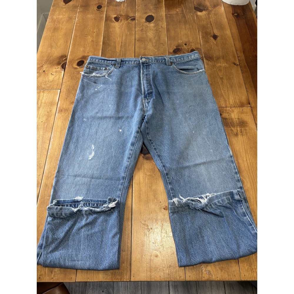 Levi's 517 Men's W40 L30 Boot Cut Jeans Light Wash Distressed Ripped‎ Denim